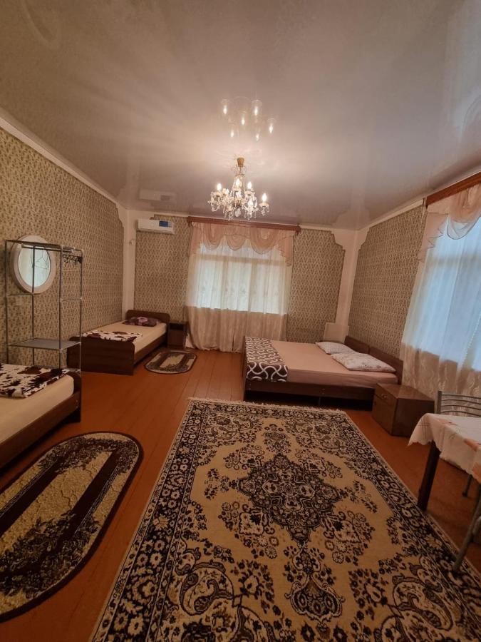 Guesthouse At Oleg'S Zolotoy Bereg Gudauta Exterior foto
