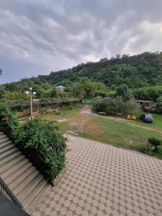 Guesthouse At Oleg'S Zolotoy Bereg Gudauta Exterior foto