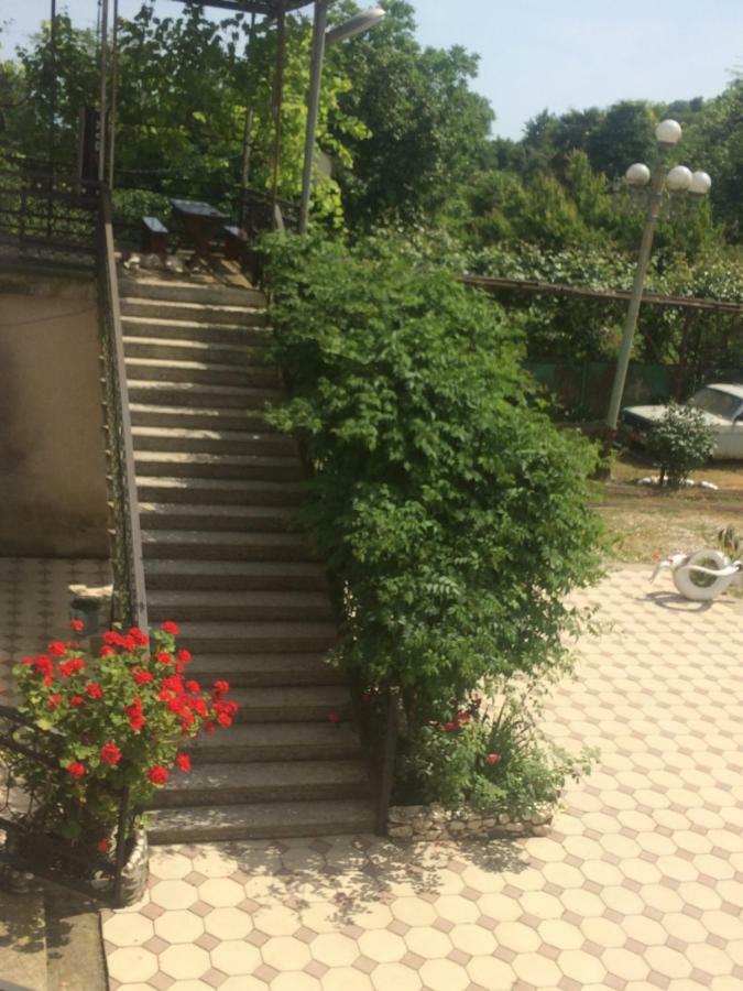 Guesthouse At Oleg'S Zolotoy Bereg Gudauta Exterior foto